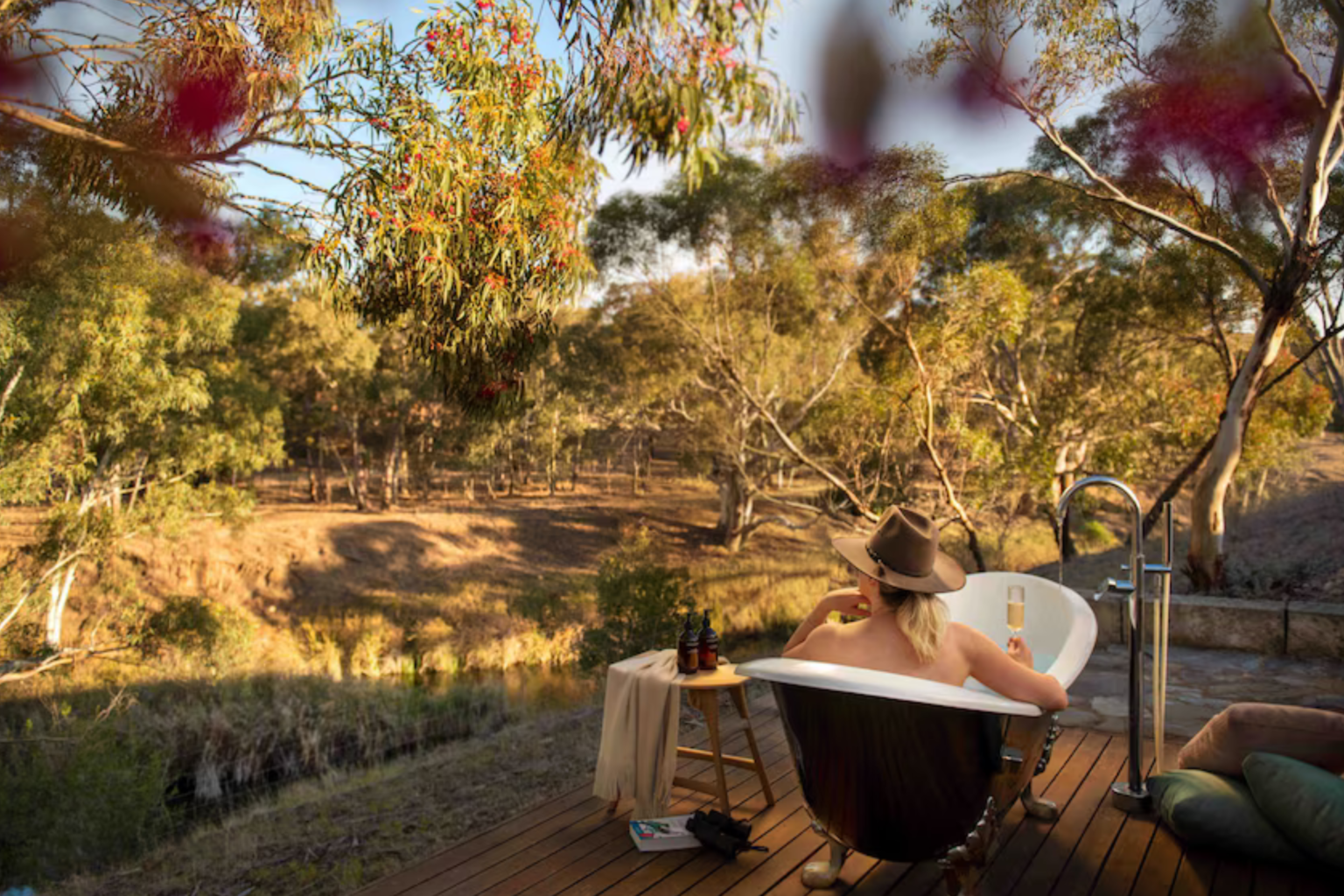 Outdoor bathtub on a deck overlooking the bush at Kingsford The Barossa